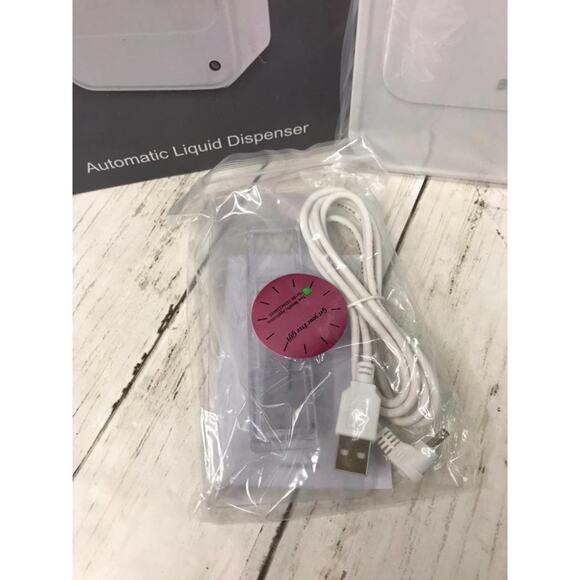 Automatic wall liquid dispenser - Picture 2 of 5